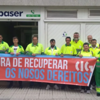 Los trabajadores de Urbaser mantienen la huelga de limpieza en Burela en el inicio de las patronales