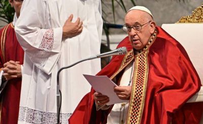 El papa pide facilitar env�o de ayuda a Birmania tras cicl�n Mocha