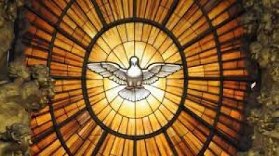 Pentecost�s. El Papa invita a buscar armon�a en el Esp�ritu Santo y no en suced�neos