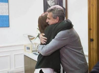Agust�n Rossi se lanz� como precandidato presidencial y apuesta a su ADN kirchnerista