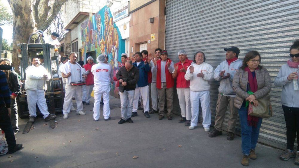 Trabajadores de la empresa recuperada La Litoralea piden la expropiacin del edificio