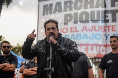 La venganza de Bridgestone: Denunciaron penalmente al dirigente de los trabajadores del neumático Alejandro Crespo