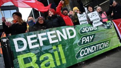 Ferroviarios vuelven al paro en reclamo de mejoras salariales