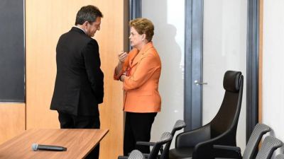 Dilma le anunció a Massa que en agosto Argentina ingresa al banco de los Brics