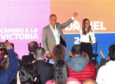 Daniel Scioli y Victoria Tolosa Paz encabezaron un plenario en la tercera secci�n electoral