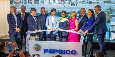 Presidente de Uruguay inauguró planta de concentrados de Pepsico en Zona Franca de Colonia