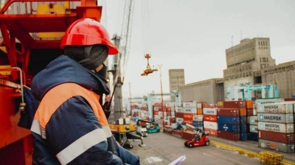 La Administracin General de Puertos destac el decreto 299 y reiter el compromiso con la continuidad de las fuentes laborales