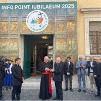 El Vaticano inauguró un punto de información sobre el Jubileo 2025
