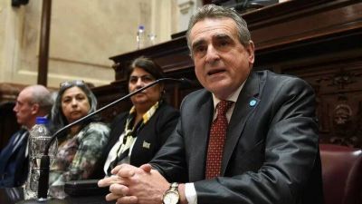 Agust�n Rossi: �Lo �nico que puede hacer que baje mi precandidatura es no medir�