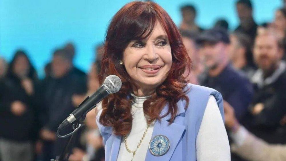 Cristina Kirchner anunciar�a ma�ana al candidato, mientras se negocia el cierre de listas