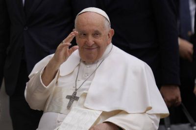 El Papa Francisco ser� dado de alta ma�ana
