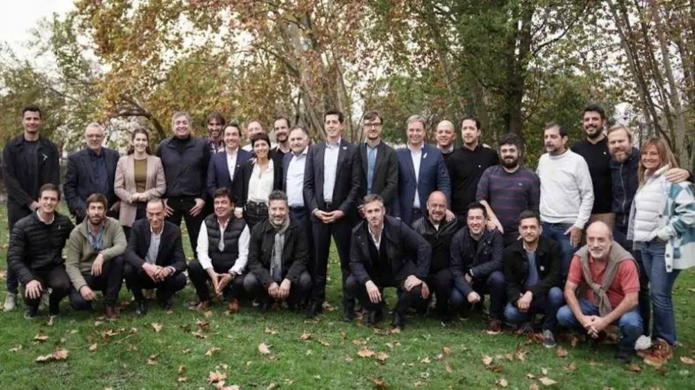 Los intendentes peronistas no comparten su boleta y se mueven al ritmo de Cristina Kirchner