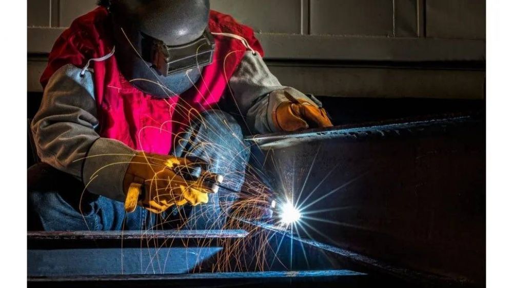 Pese a la inflaci�n, la industria acumul� un alza de 16,4% con respecto a diciembre del 2019