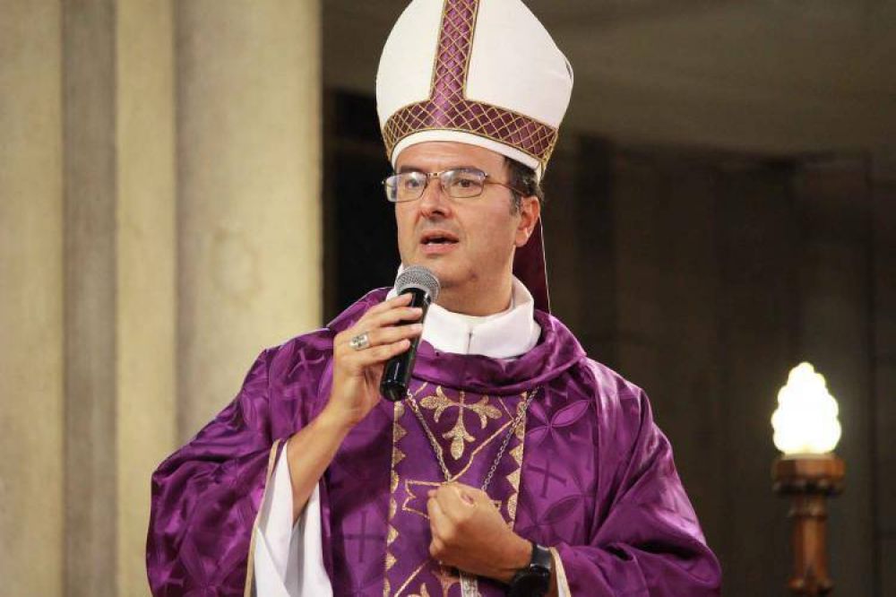 Mons. Mestre: 'Intentar vivir y renovar nuestros v�nculos desde la gratuidad'
