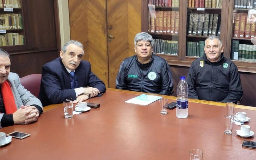 Moreno se reuni con el Frente Sindical y asegur que lo acompaarn en la candidatura presidencial pero los gremialistas lo desmintieron