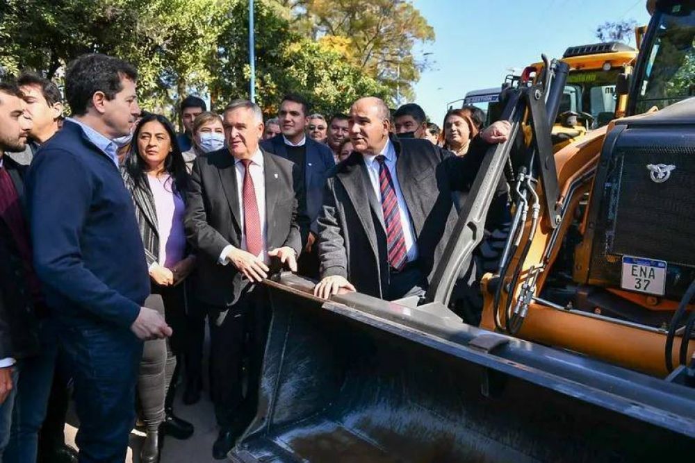 Wado-Manzur: jueves de nervios, idas, vueltas y revuelo en la granja peronista