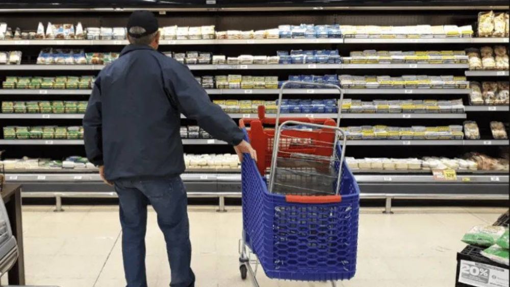 El consumo se mantuvo en crecimiento en abril y dej dudas para mayo