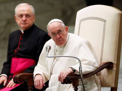 El Papa: Se gasta dinero en armas y no en alimentos