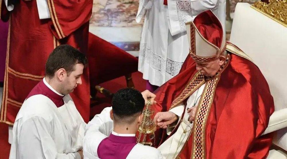 El Papa Pacelli sobre las madres y los padres de familia