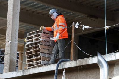 Gerardo Mart�nez marca el rumbo de las paritarias y la UOCRA abrocha un aumento del 30% trimestral