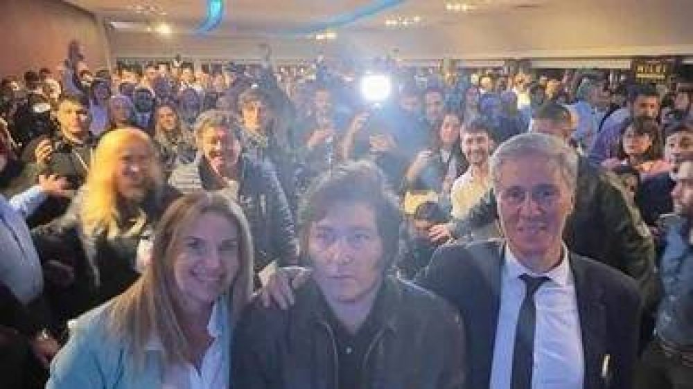 El derrumbe del armado de Milei antes de las elecciones 2023: rebelin de candidatos y denuncias escandalosas