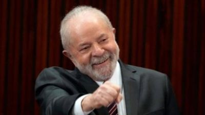 Lula promulg ley que establece la paridad salarial entre hombres y mujeres