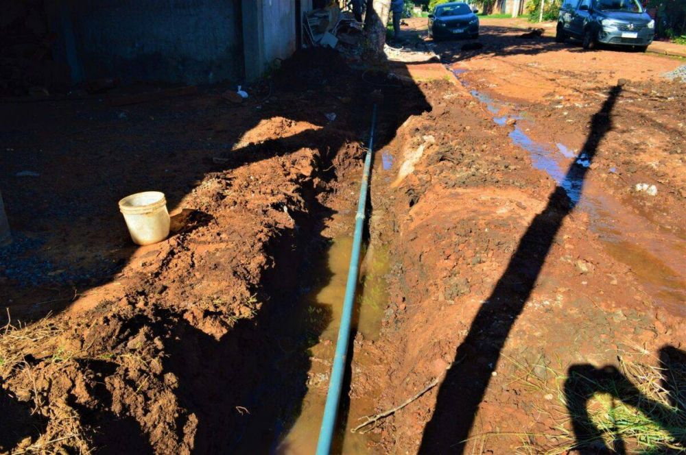 Desarrollan la extensin de red de agua potable en la Chacra 178 de Posadas