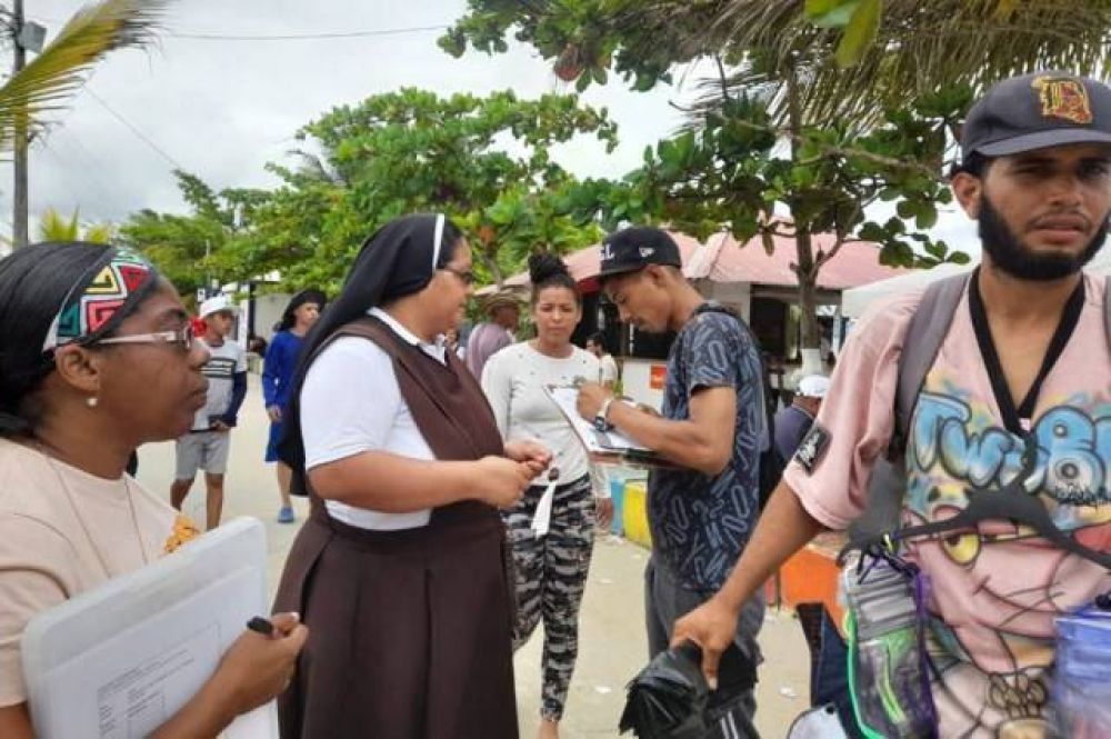 Monjas colombianas en el Tapn del Darin, la mano de la Iglesia para los migrantes