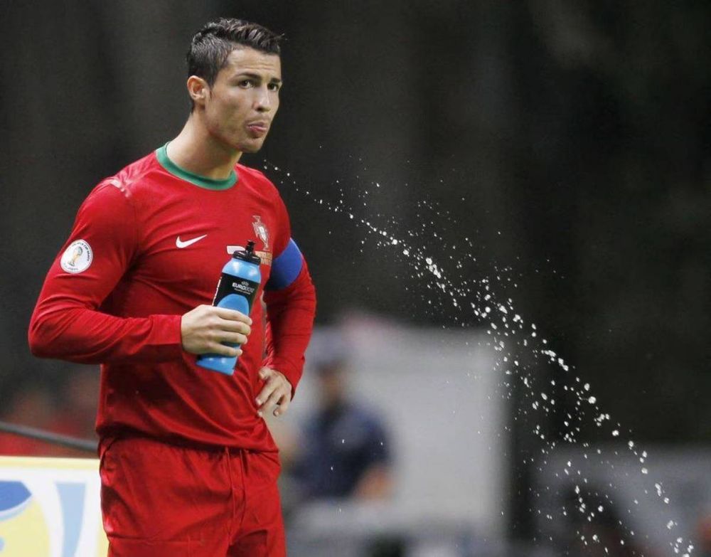 Las mentiras detrs del agua mineral de Cristiano Ronaldo