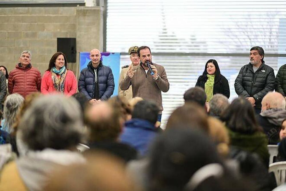  En Matheu, la Municipalidad inaugur el tercer microestadio del distrito Hroe de Malvinas Jos Ral Ibez