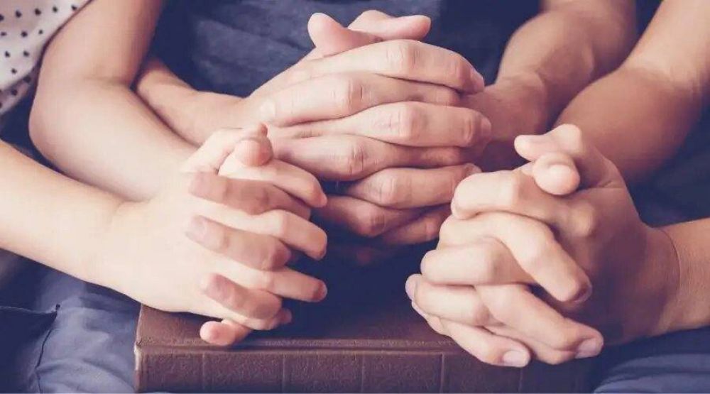 Ministerio Orando por nuestros hijos se extiende en Colombia, Argentina y Estados Unidos