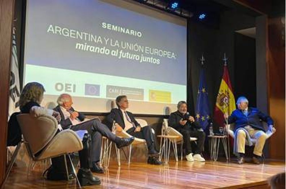 Gerardo Mart�nez disert� en el Seminario �Argentina y la Uni�n Europea: mirando al futuro juntos�