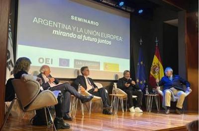 Gerardo Mart�nez disert� en el Seminario �Argentina y la Uni�n Europea: mirando al futuro juntos�