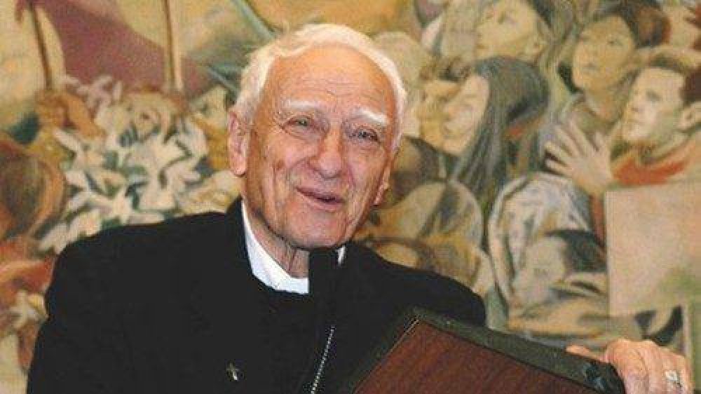 Falleci� monse�or Bettazzi, �ltimo padre conciliar italiano
