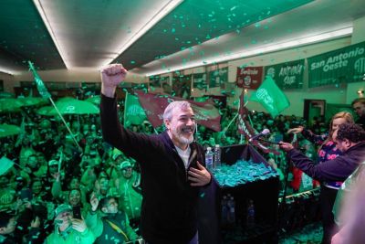 Multitudinario lanzamiento de campa�a de Aguiar en su provincia