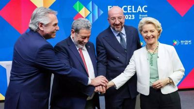 Por primera vez en la cumbre entre la CELAC y la UE, adoptan una moción sobre la Cuestión Malvinas
