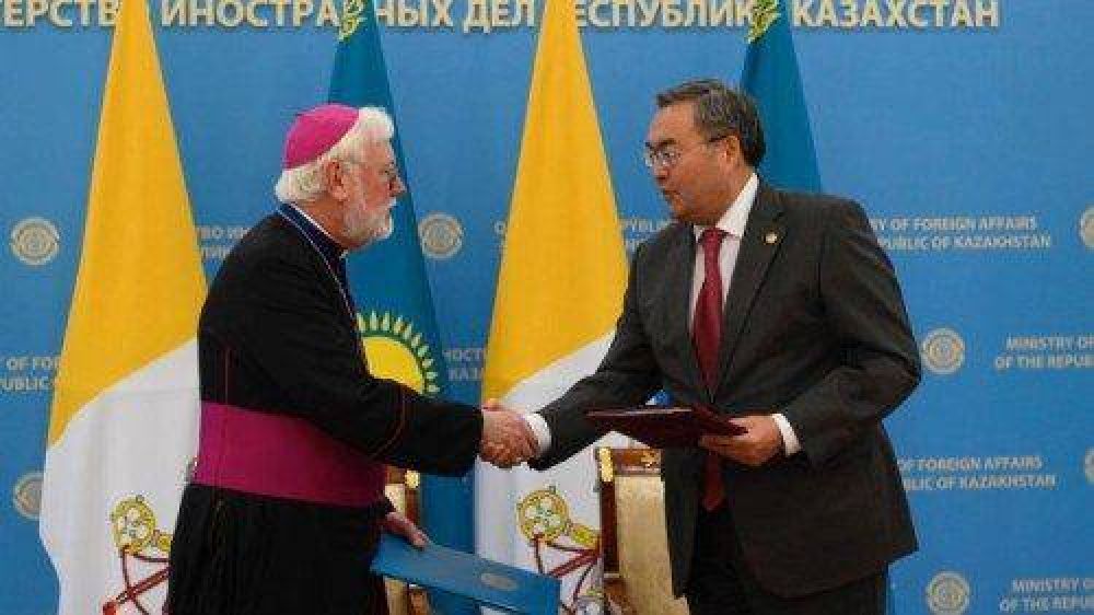 Entra en vigor acuerdo complementario entre Santa Sede y Kazajist�n
