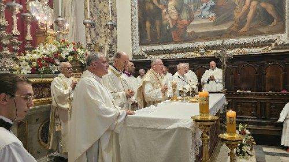 Parolin: Quien ama y custodia la paz tiene a Dios a su lado