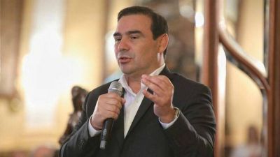 Gustavo Valdés quiere presidir la UCR y hace equilibrio entre Larreta y Bullrich