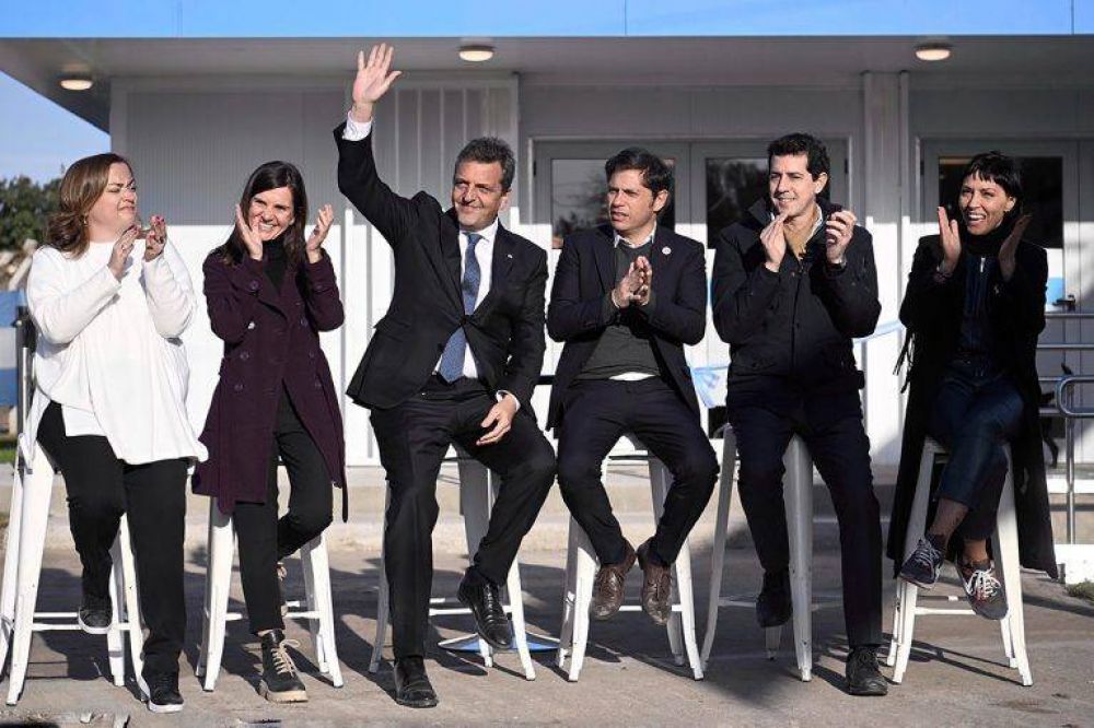 La campa�a de Massa sigue centrada en que �se viene algo distinto�