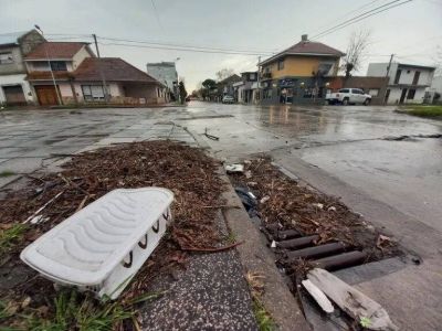 Diego García reclamó que el Municipio limpie de forma urgente los desagües y alcantarillas