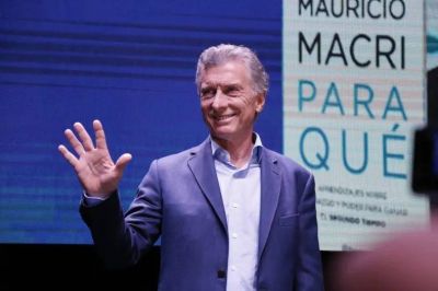Vuelve Mauricio Macri con un plan para armar la paz interna del 14A