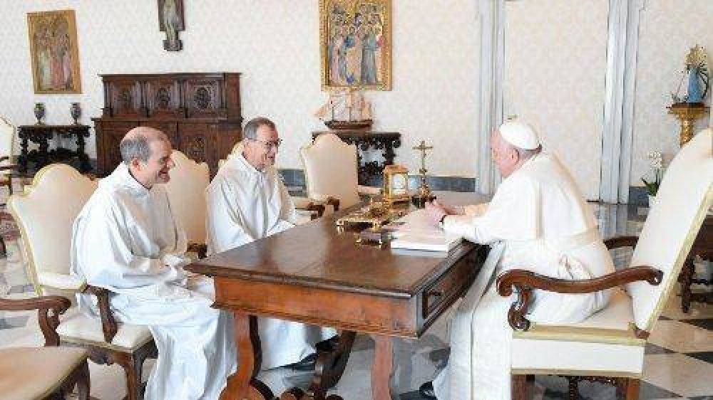 Taiz�, Fray Alois: Entre los monjes, sentimos que debemos vivir una fuerte sinodalidad