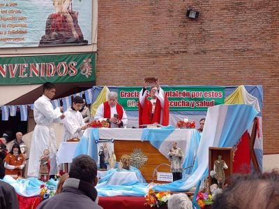 Mons. Garc�a Cuerva: 'Necesitamos salir adelante entre todos'