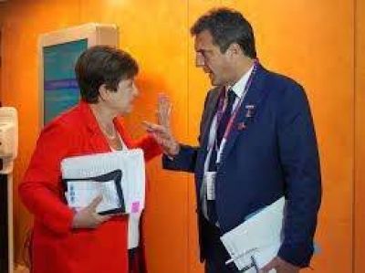 Para analistas, el acuerdo con el FMI le da tiempo a Massa y ayuda a contener el escenario financiero en el corto plazo