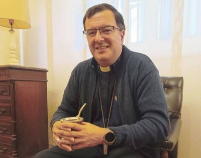 Mons. Mestre anim a la comunidad platense a continuar el 'camino de la santidad'