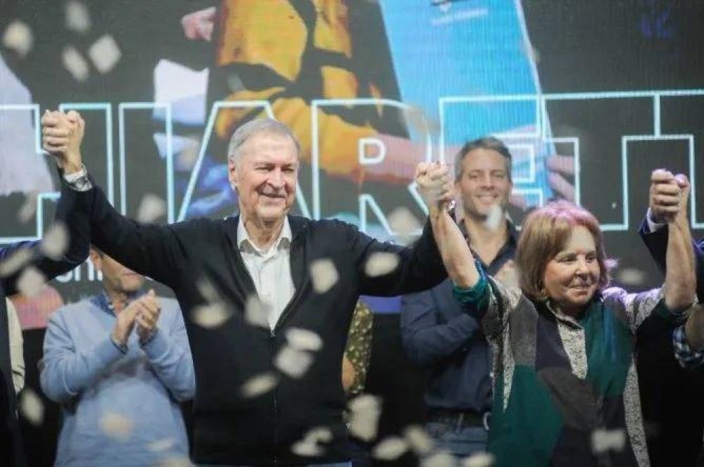 Duhaldismo era el de antes: flaco aporte de Chiche a Juan Schiaretti en el conurbano