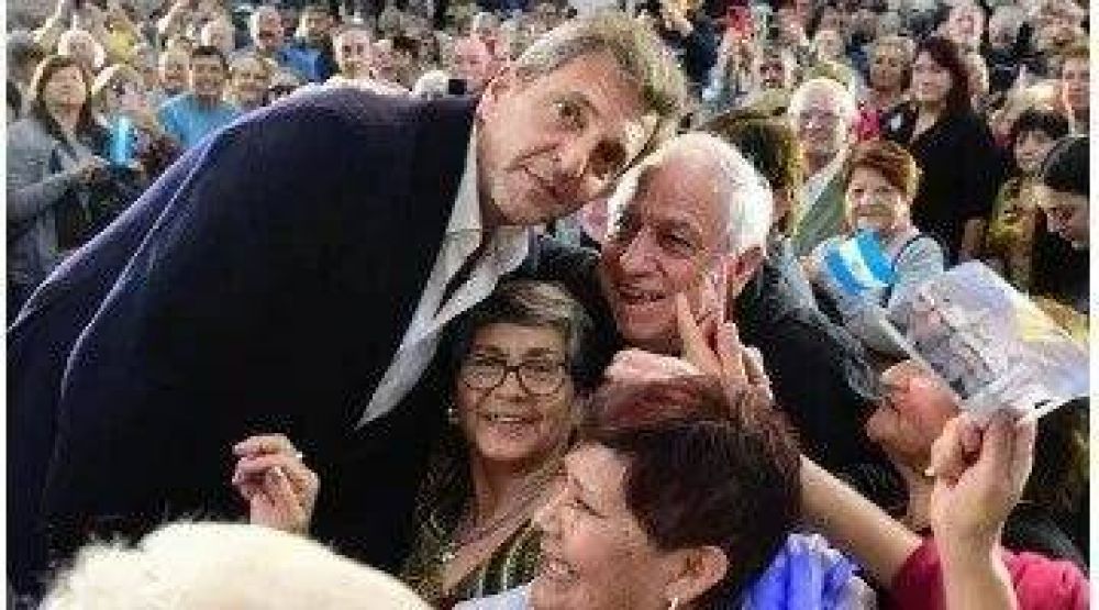 La gira de Sergio Massa por Crdoba desafa al peronismo local