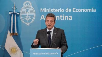 Fondo Monetario: el Gobierno prev� pagar hoy el �ltimo vencimiento del mes con un pr�stamo de Qatar