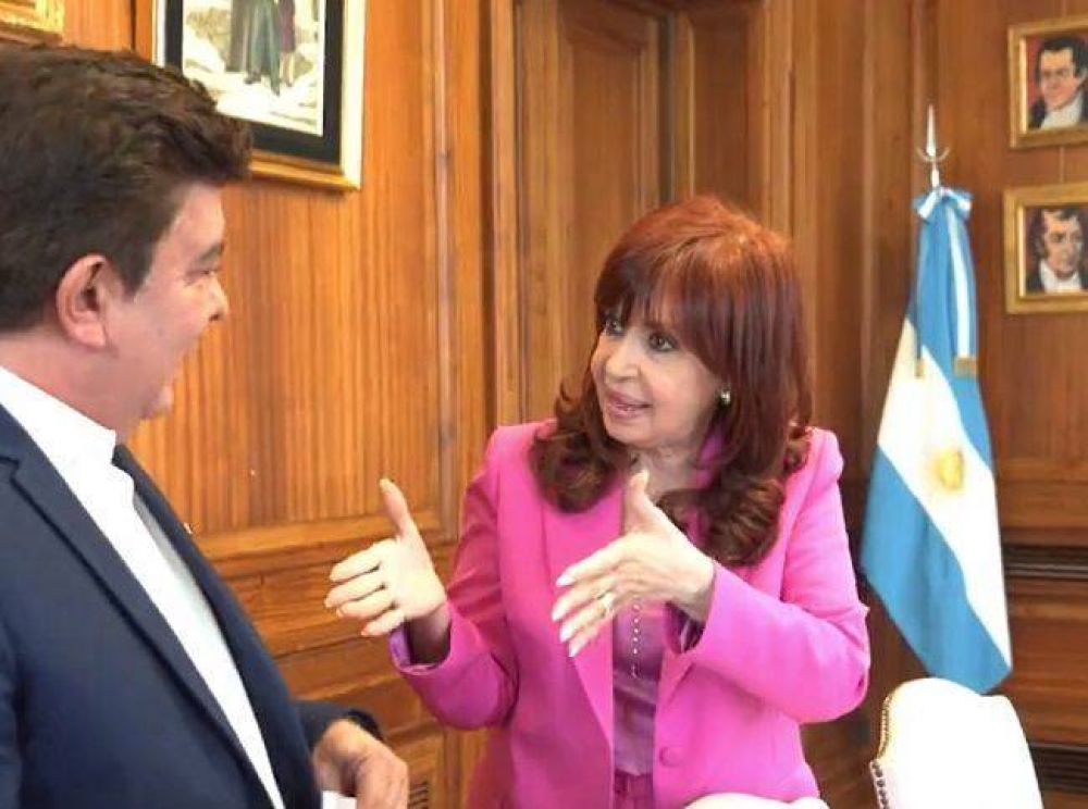 La Matanza | Cristina Kirchner se reuni con Fernando Espinoza en el Senado